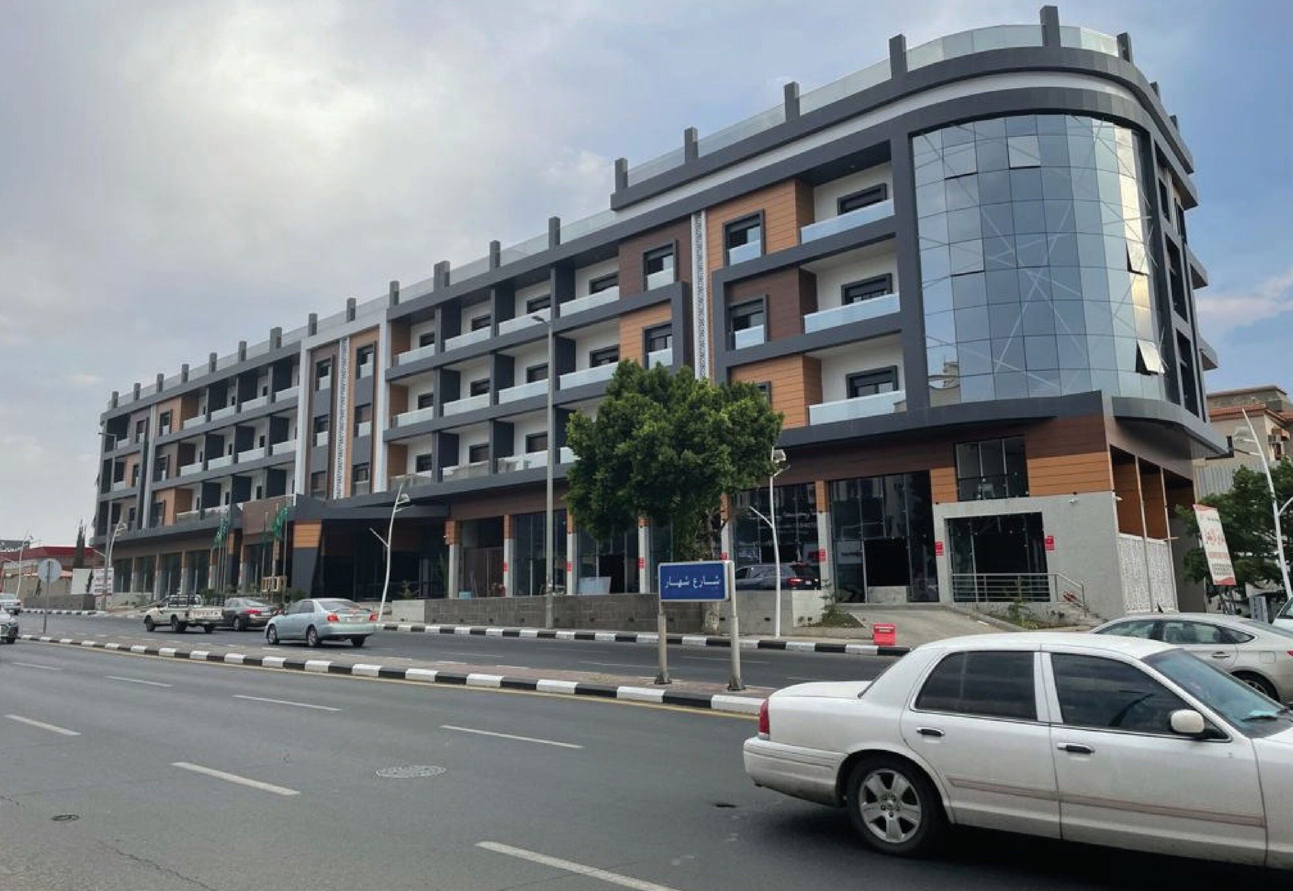 last-Mohaco Profile-4